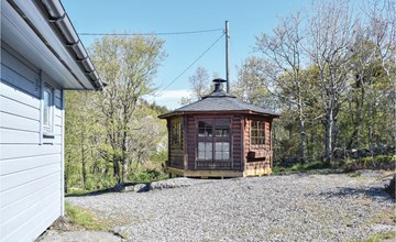 Nice home in Lindesnes with kitchen 2