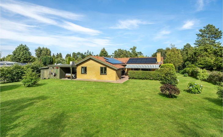 Lovely home in Idestrup with WiFi 1