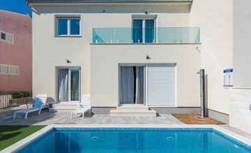 Villa Mandalina mit Pool und herrlichem Meerblick 3