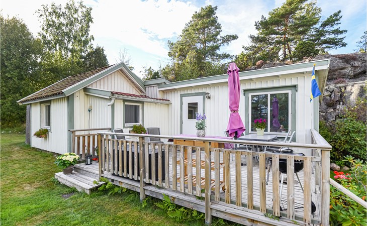 Lovely home in Strömstad with WiFi 1