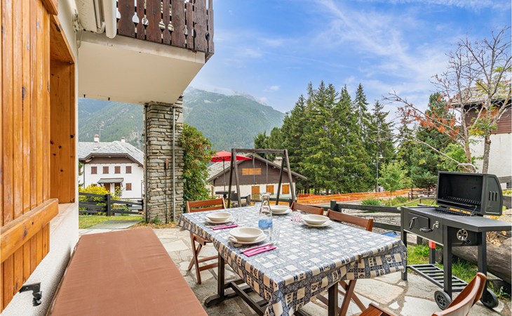 Cozy apartment in Ayas with kitchenette 1