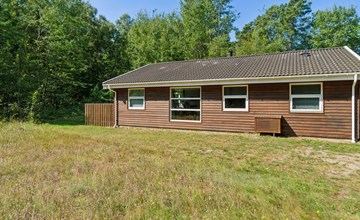 "Emmie" - 1.2km from the sea 3