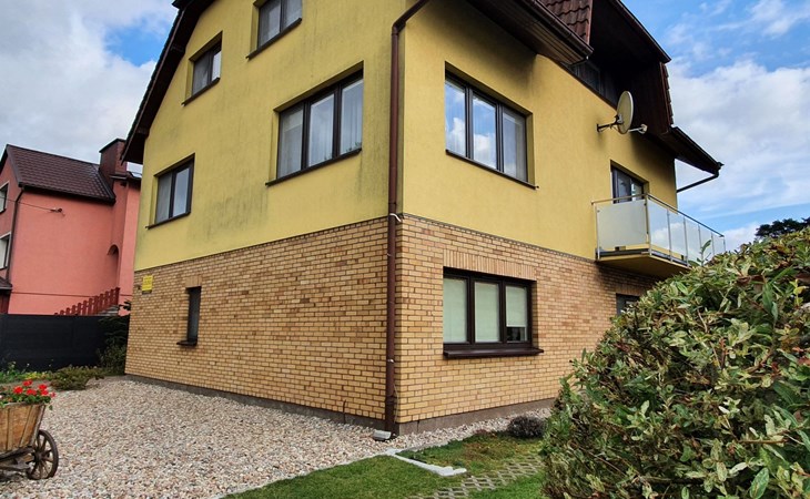 Appartement in Żarnowska mit Großem Garten 1