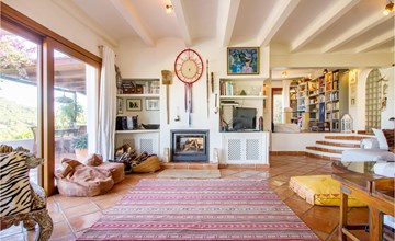 3 bedroom pet friendly home in Trencall 2