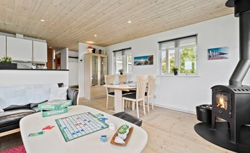 3 bedroom stunning home in Otterup 3