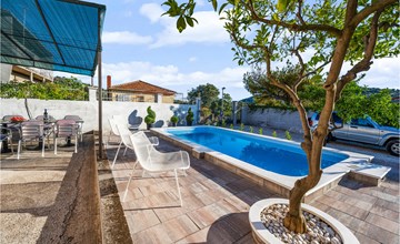 Beautiful home in Razanj with WiFi 3