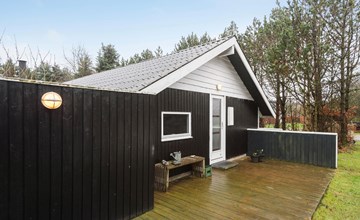 Gorgeous home in Oksbøl with sauna 2