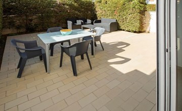 Ferranelles mit großer Terrasse 2