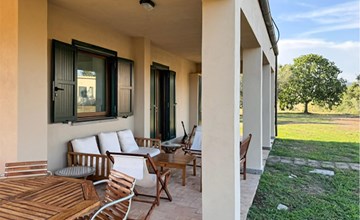 Beautiful home in Montalto di Castro 3