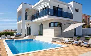 Haus in Vodice mit privatem Parkplatz 2