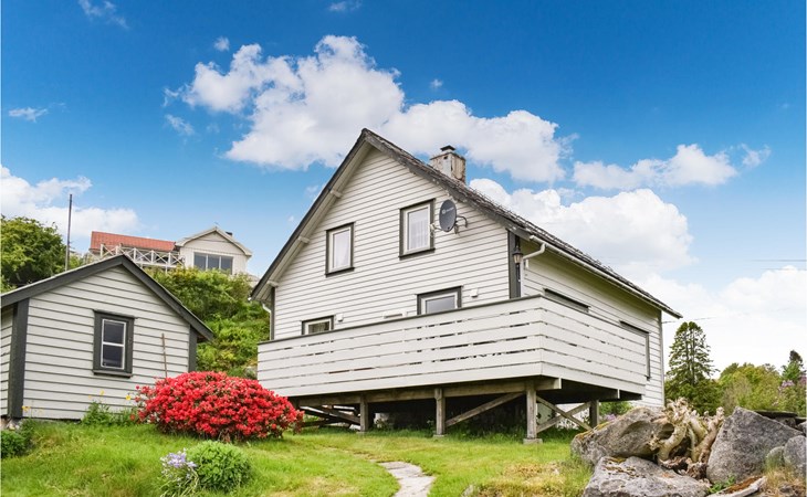 Beautiful home in Sveio with WiFi 1