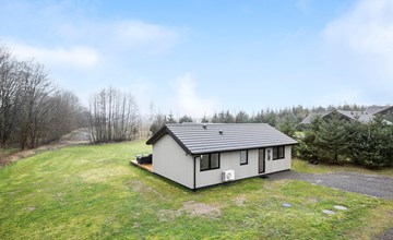 Amazing home in Aakirkeby with WiFi 2