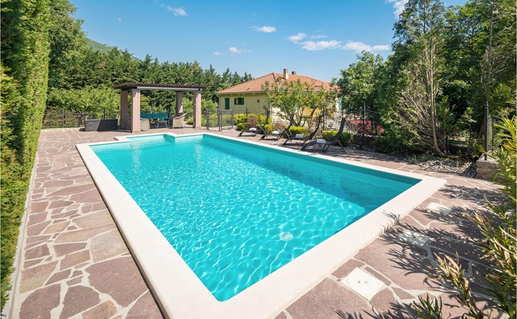 2 bedroom cozy apartment in Buzet 1