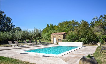 Cozy home in St Quentin La Poterie 3