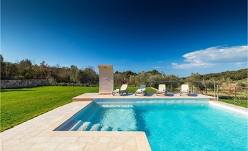 Villa Dioniz 2