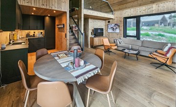 Stunning home in Nesbyen with WiFi 3