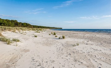 Nice home in Nexø with outdoor swimming pool 2