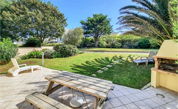 3 bedroom awesome home in Plouguerneau 2