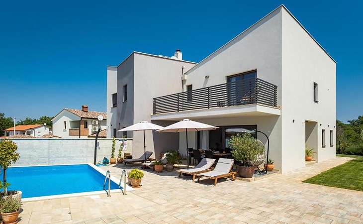 Beautiful home in Porec 1