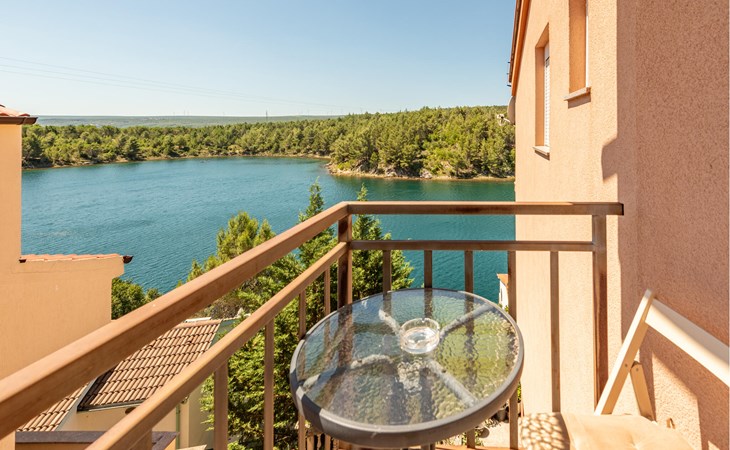 Beach front apartment in Krusevo 1