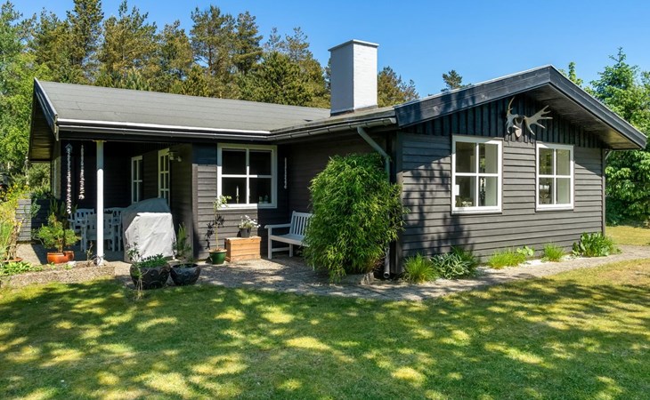 "Ellinore" -  from the sea 1