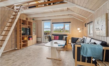 Lovely home in Thyholm with sauna 3