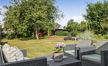 Beautiful home in Løgstrup 2