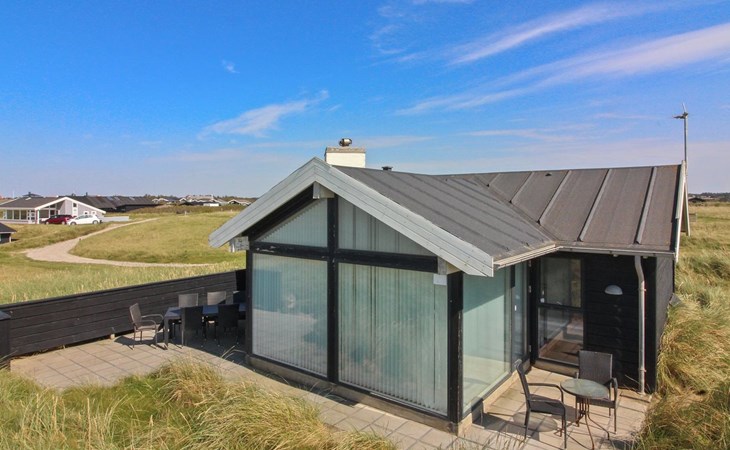 "Antonie" - 35m from the sea in NW Jutland 1