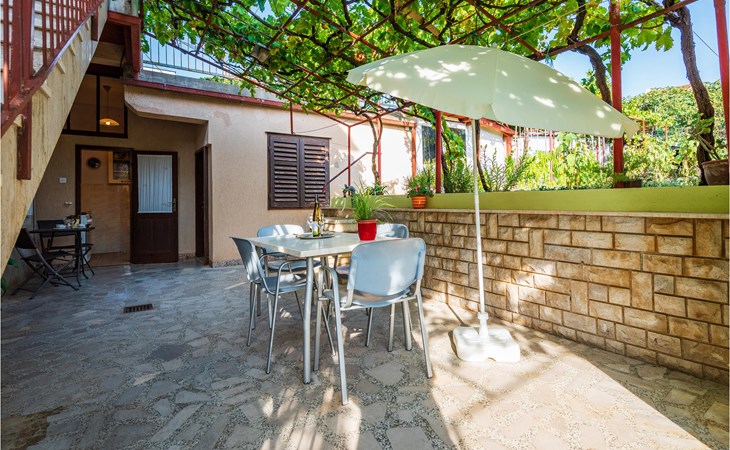 Lovely apartment in Pula with Wi-Fi 1