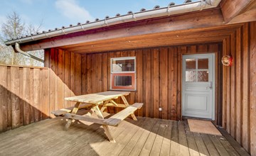 4 bedroom amazing home in Hals 2