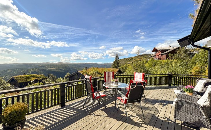 4 bedroom gorgeous home in Reinli 1
