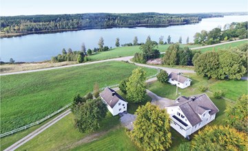 Pet friendly home in Dalum with kitchen 3