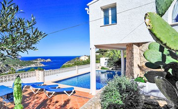 Balcony To The Sea 2
