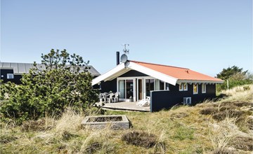 Amazing home in Hvide Sande with WiFi 2