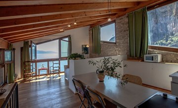 Clementina Romantisches Appartement mit Seeblick 2