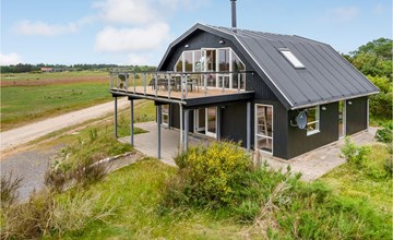 4 bedroom lovely home in Skjern 2