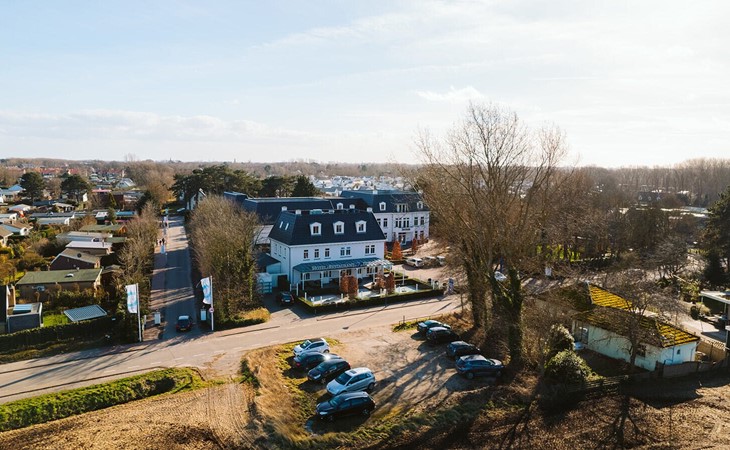 Luxe Villa on Villapark Duinzicht (house 702) - Ouddorp 1