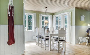 Stunning home in Blåvand with WiFi 3