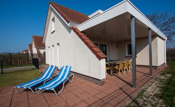 Horizon 84 large family house with garden near North Sea beach 2