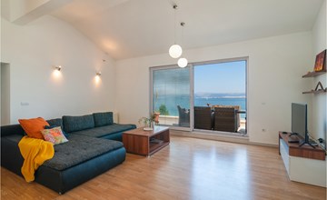 Stunning apartment in Sutivan with WiFi 3