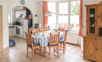 Beautiful home in Wurster Nordseeküste 3