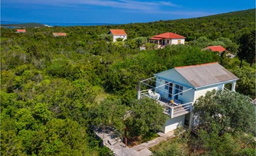 Schönes Haus mit 2 Schlafzimmern in. 2
