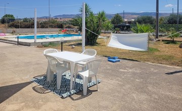 2 bedroom awesome home in Comiso 2