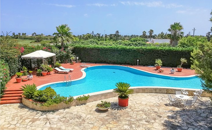 2 bedroom lovely apartment in Frigole 1