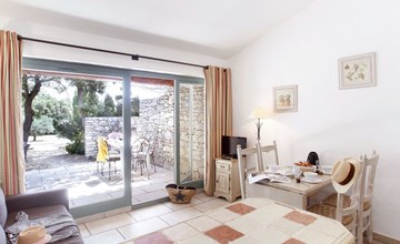 La Bastide des Chênes (GOD153) 2