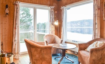 Nice home in Eikelandsosen with sauna 3