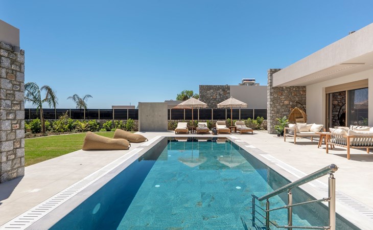 Emerald Estate 1