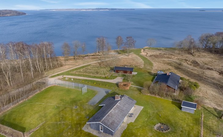 "Tosti" - 180m to the fjord 1