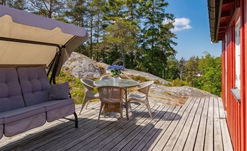 Beautiful home in Skjeberg with kitchen 3