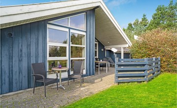 4 bedroom stunning home in Oksbøl 2